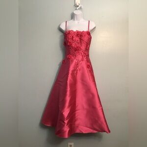 Rene Ruiz Fuchsia Floral Dress size 4
